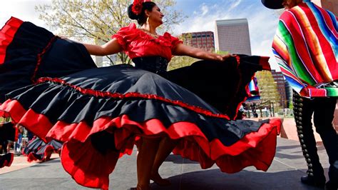 This is How Filipinos Celebrate Cinco de Mayo .
